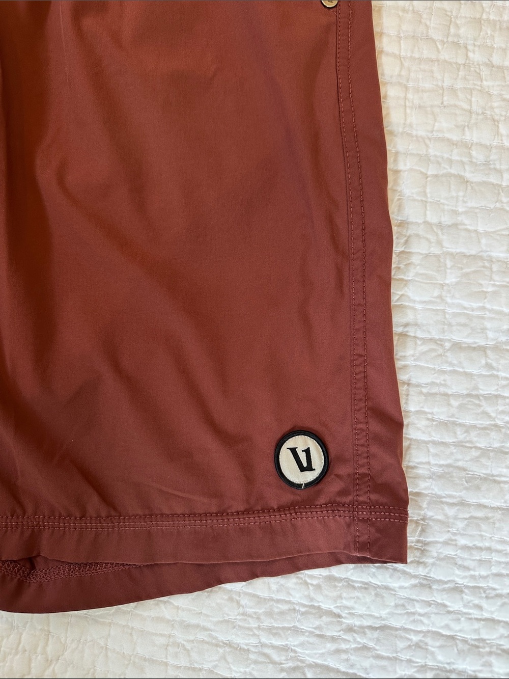 Vuori Men’s Rust Athletic Shorts with liner, Size L, 9 inch inseam - Picture 2 of 6